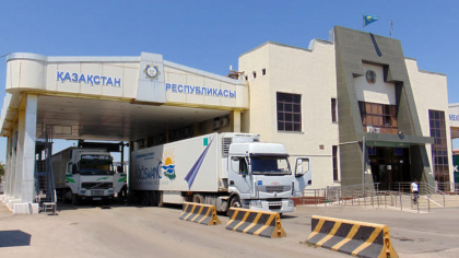 Казахстан планомерно закручивает гайки таможенного контроля